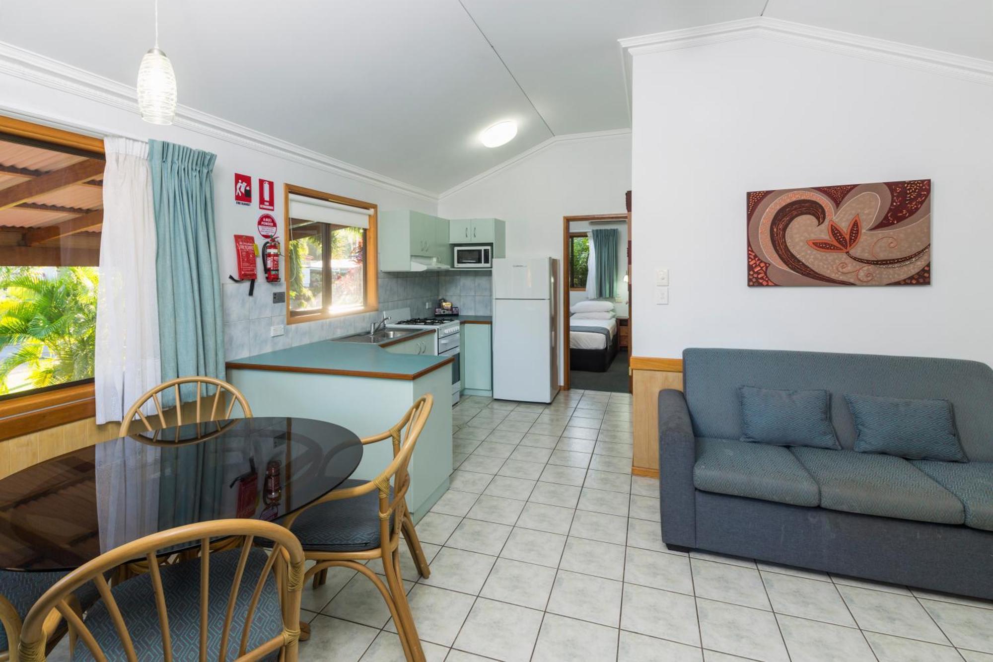 Ingenia Holidays Cairns Coconut Номер фото A typical two-bedroom villa at a holiday park