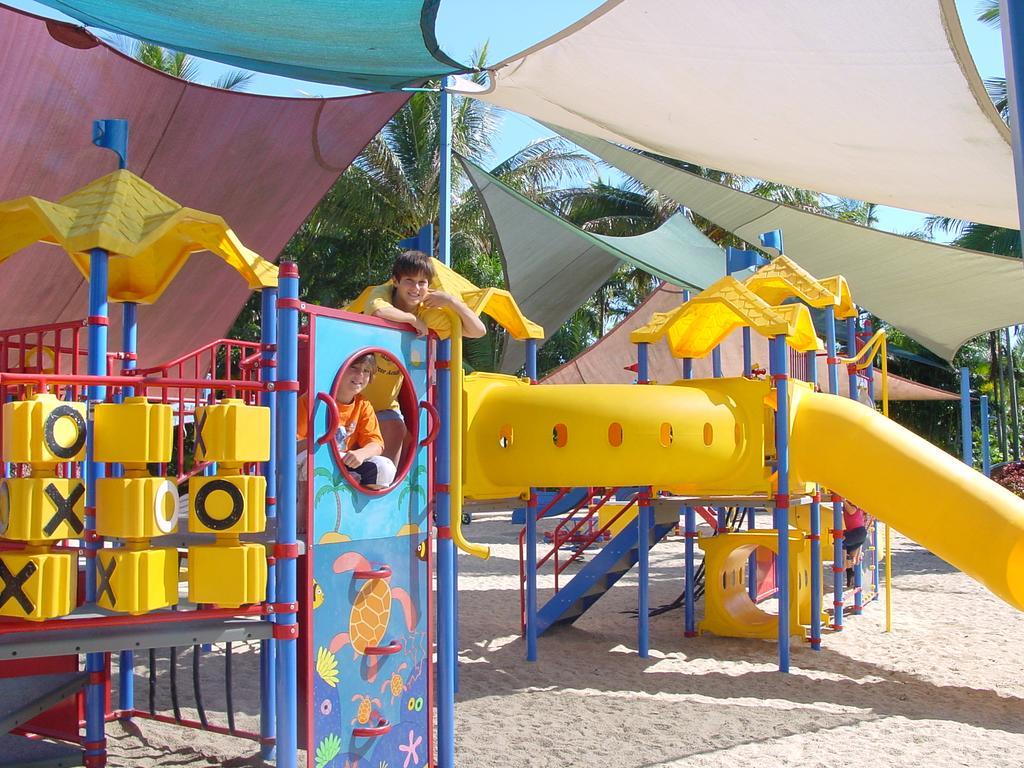 Ingenia Holidays Cairns Coconut Экстерьер фото Playground at the Children's Museum of Oak Park