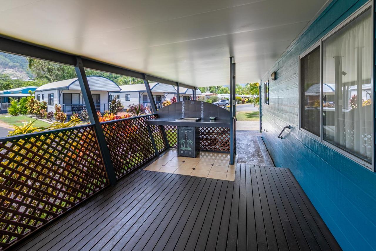 Ingenia Holidays Cairns Coconut Экстерьер фото A veranda in Australia