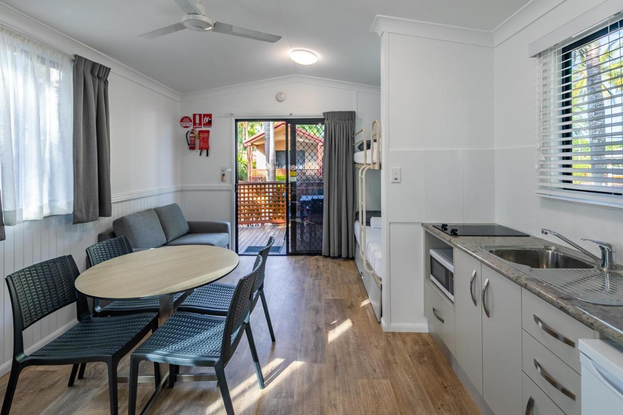 Ingenia Holidays Cairns Coconut Экстерьер фото A typical interior of a manufactured home