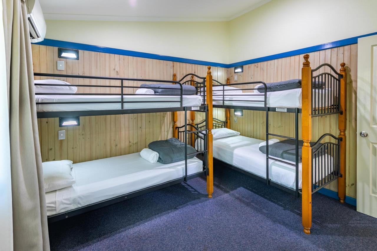 Ingenia Holidays Cairns Coconut Экстерьер фото A typical room at the hotel